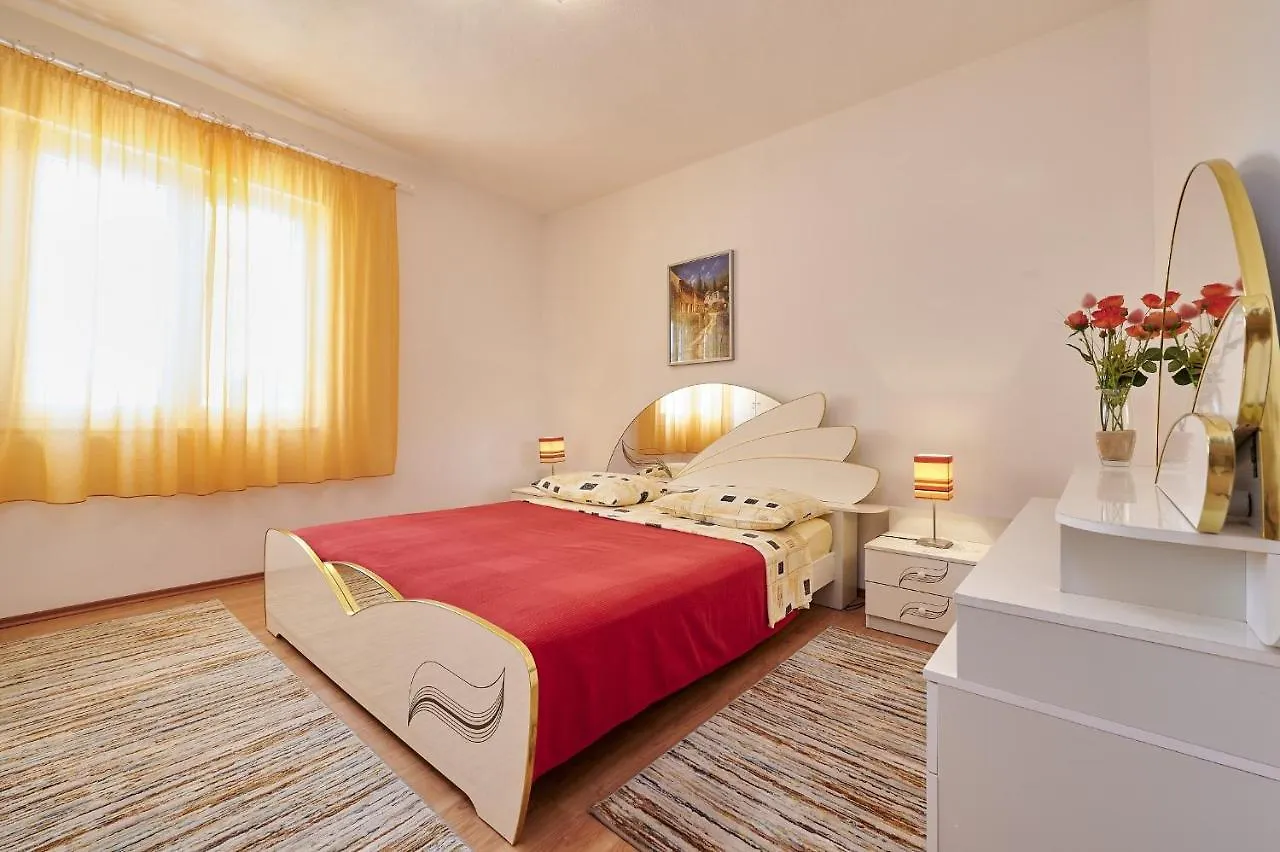 טרוגיר Apartments By The Sea Okrug Gornji, Ciovo - 20055 קרואטיה